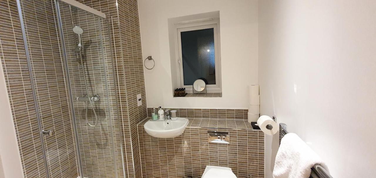 Garland Modern Apartment, Dartford 1 With Parking Exterior foto