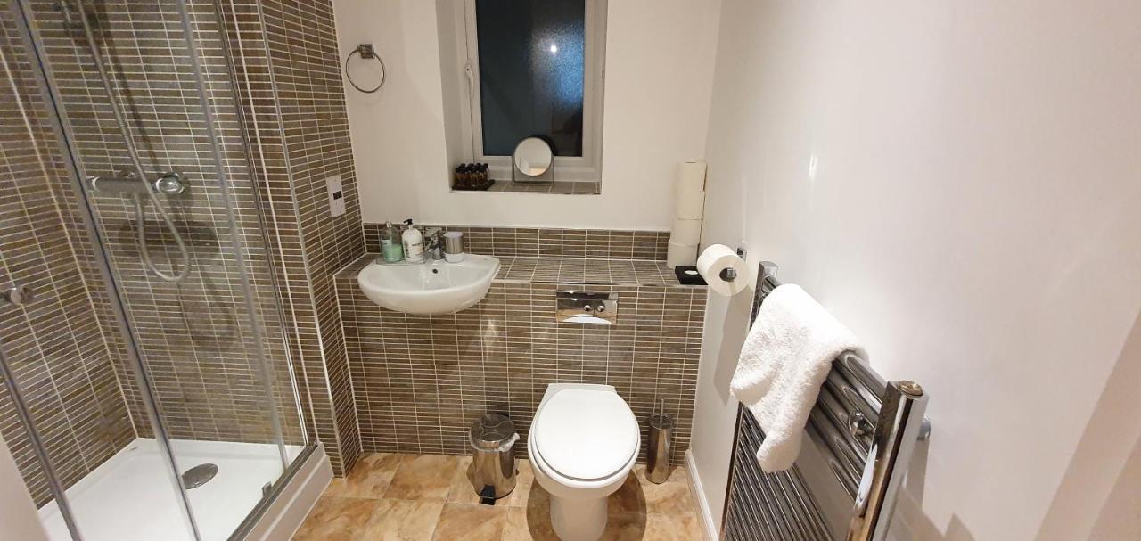 Garland Modern Apartment, Dartford 1 With Parking Exterior foto
