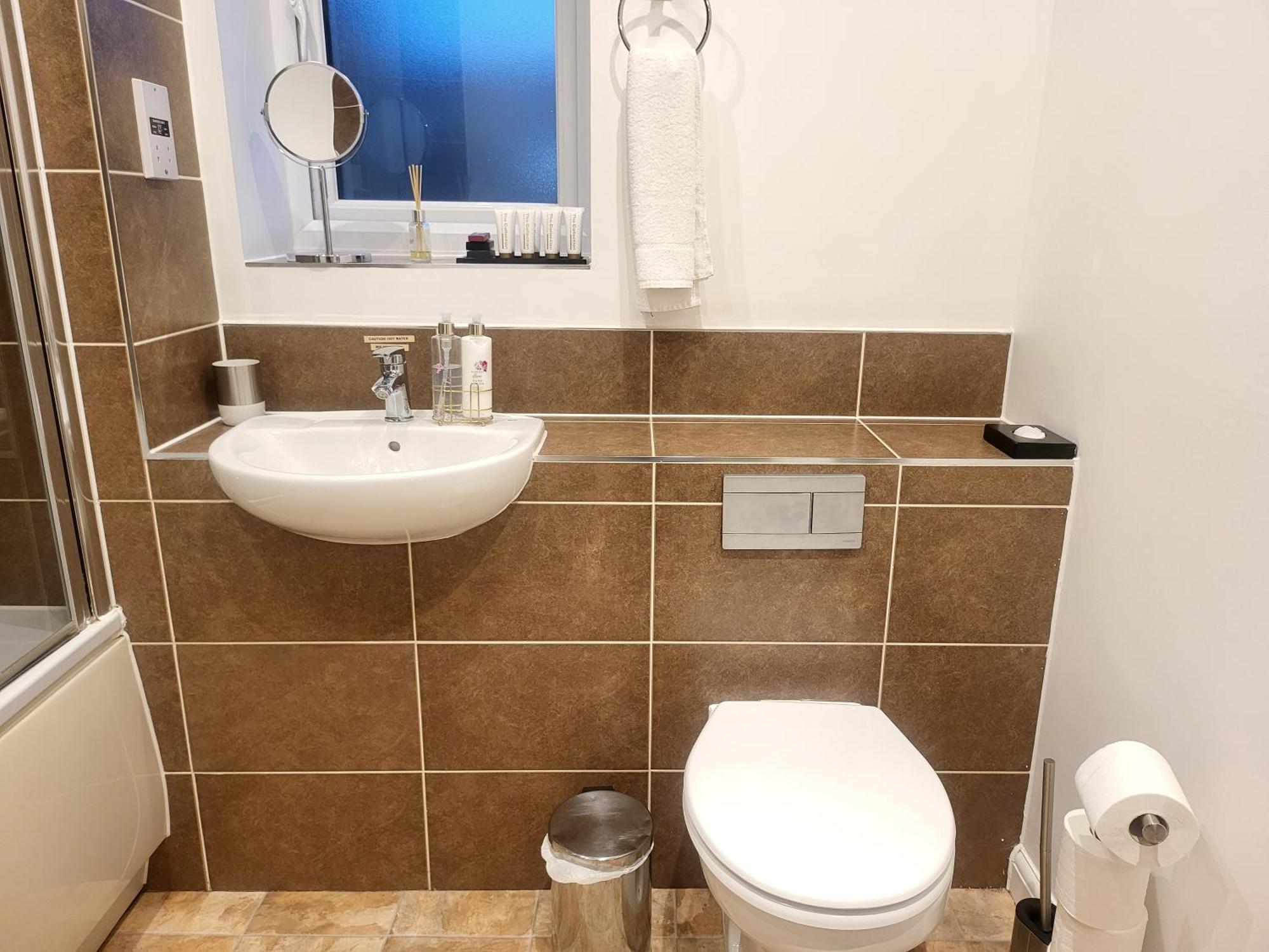 Garland Modern Apartment, Dartford 1 With Parking Exterior foto